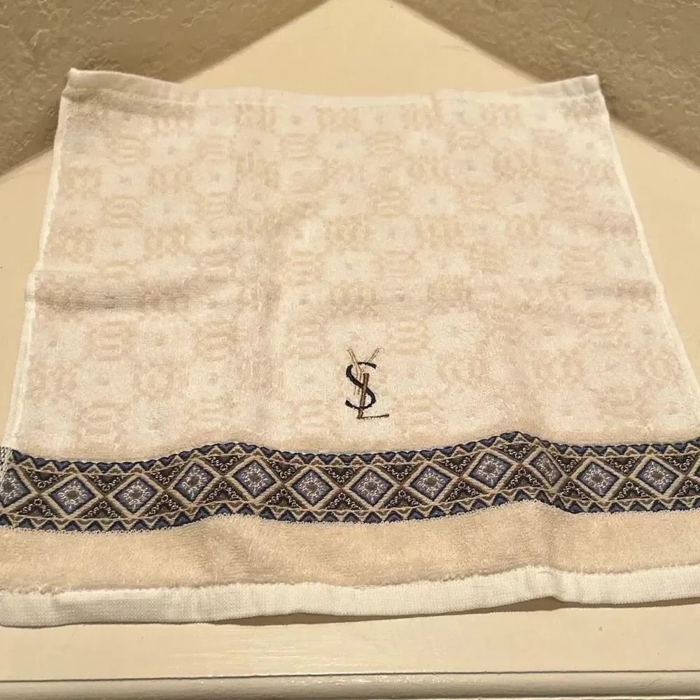 Yves Saint Laurent 14x14 Decorative Hand Towel Beige Blue Pattern Block NEW